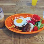 オムライス・パンケーキ・定食ごはん。ALOHA MELT TERRACE - ハンバーグロコモコ