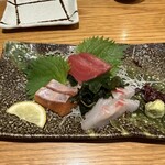 串かつ・すし 道頓堀たちばな - お造り３種盛りです｡