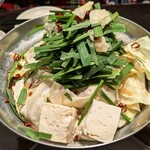 九州料理二代目もつ鍋わたり - もつ鍋(醤油)