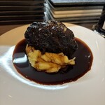 ランプリール - 牛ほほ肉の赤ワイン煮込み