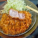 とんかつ勝亭 - 肉の厚み