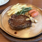 ステーキ サロン アンガス - 