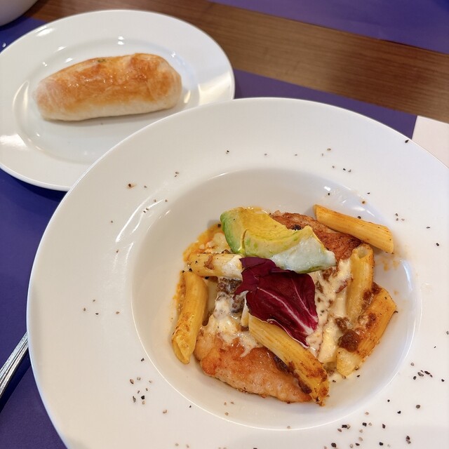 Bakery Restaurant Saint Marc Shinjuku Nishiguchi Haruku Ten