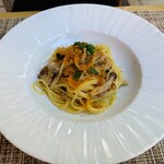 プリミ・バチ - 