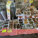 田子の浦港 漁協食堂 - お惣菜の数々
