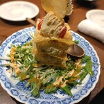 野崎屋 - ポテサラ：サクサクを崩しながら食べます。上に乗ってるポテチはコンソメでした。