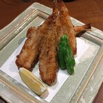 野崎屋 - フグの唐揚げ(×5)：身がふわふわ。淡白なのにジューシーさアリ。