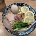 麺や独歩 - 茗荷と檸檬の塩あんかけ蕎麦　味玉