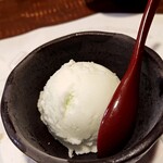 酒と食遊人 みなと - ジェラート　奥能登の大谷塩