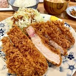 吉平 - リブロース（200g）とごはん（ふつう）とみそ汁