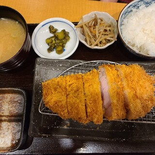 とんかつ 大吉_1