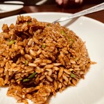 景珍樓 - 特製黒チャーハンはXO醬が効いて良い風味