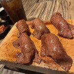 焼肉 ジャンボ - 