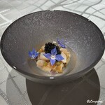プチレストラン ブーケ・ド・フランス - 蝦夷鮑と北寄貝をキャビアの塩味と昆布出汁とトマトのジュで