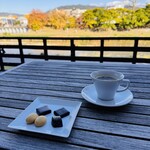 サロン・ド・ロワイヤル - 