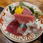 くずし割烹 肴屋八兵衛 金山店 - お刺身7貫盛り