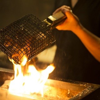 職人が炭火を使って本気で焼き上げる極旨焼鳥◎