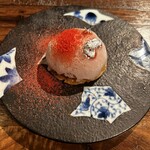 表参道 HYENE - ヤックァ　いちご　ココナッツ　銀粉を乗せて