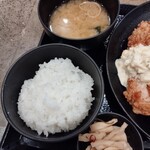 카라아게 식당 고이치 2호점 - 정식의 밥은 리필 가능합니다.