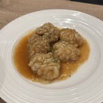 NEO海王 - 白子のバター醤油炒め。大きな白子。バターの香りとコクと醤油の風味と白子のクリーミーさが最高に美味しかった。