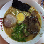 ラーメン角萬 - 角萬ラーメン¥490