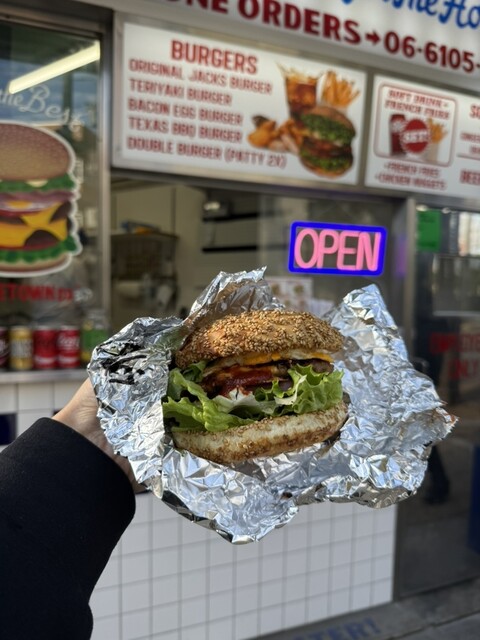 JACKS BURGER SHOP SUITA (ジャックスバーガーショップスイタ JACKS BURGER SHOP SUITA (ジャックスバーガーショップスイタ