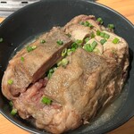 ひゃら亭 - タン元蒸し 1人前 800円