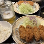 とんかつ 勝 - 牡蠣フライ定食2300円　生ビール750円