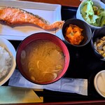 蔵元ごはん&カフェ 酒蔵 櫂 - 鮭の粕漬け定食