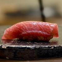 鮨 なんば 日比谷 - 中トロ