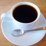 オーバル　コーヒースタンド - ブレンドコーヒーはハンドドリップ。ハリオＶ６０で。