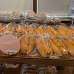 田園プラザベーカリー - 店内の様子 ③