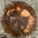 A Delicious Service - 開けた途端にきのこの旨味が凝縮された蒸気が香る！美味すぎ…おかわりほしい…