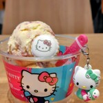 サーティワンアイスクリーム - 料理写真:キティちゃんコラボ