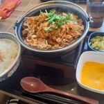 吉野家 - 牛すき鍋膳　肉2倍盛り　ライス大盛無料