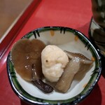 旬菜料理はたの - 土瓶蒸し…きのこいろいろ＆真丈