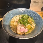 330067758 - 中華そば塩1200円。