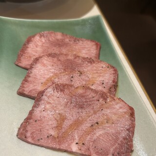 口コミ一覧 : 焼肉ホルモン はなうし - 美栄橋/焼肉 [食べログ]