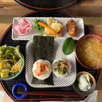 古民家クイジーヌ うさぎのテーブル - 