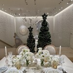 カフェ ディオール バイ アンヌ=ソフィー・ピック - 