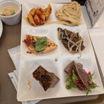 創作ダイニング ラ・ベランダ アパホテル&リゾート 東京ベイ潮見 - 