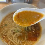 らぁめん ご恩 - このピリ辛感良し！