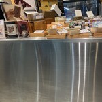 PARADAi Crafted Chcolate & Cafe - 