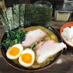 神田ラーメン わいず - 