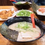 博多ラーメン 本丸亭 飛島店 - 