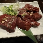 炭火焼肉 肉刺し にく式 - 
