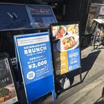 ダブリュー青山 ザ セラーアンドグリル - 