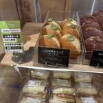 EARTH BAKERY & CAFE - 