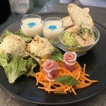 THE BLUE - 前菜盛り合わせ