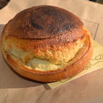 ブランジェリー ラ・フォンティヌ・ドゥ・ルルド - じゃがいものパン